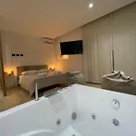 Luxury - 5 Stars - With A Jacuzzi 70's Appartement Trapani