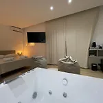Luxury - 5 Stars - With A Jacuzzi 70's Appartement Trapani