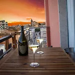 Luxury - 5 Stars - With A Jacuzzi 70's