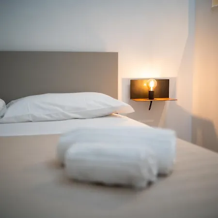 Apartment Luxury - 5 Stars - With A Jacuzzi 70's
